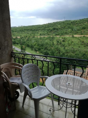 Hotels in Esparron-De-Verdon